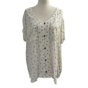 Maurices Cream Stars‎ Print Short Sleeve Top Size L 39-48